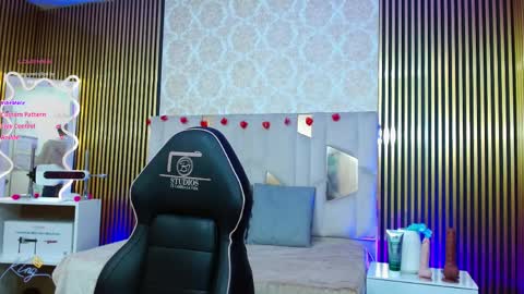 Snapshot of keahi_tay chatting on 8, 4, 2026 keahi online show from 8, 4, 2026