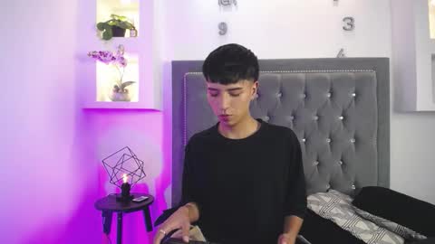 nico online show from 5, 2, 2026