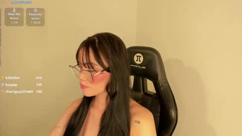 Snapshot of keily_brox chatting on 30, 10, 2025 Keily brox online show from 30, 10, 2025