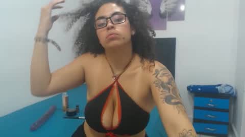 keityperrys online show from 25, 4, 2026