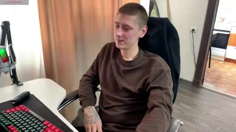 keksik__ online show from 13, 5, 2026