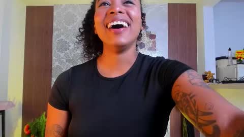 kelly__thomson online show from 6, 11, 2025