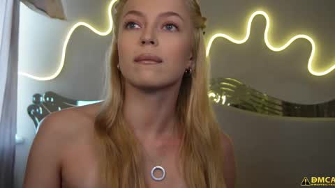 Kelly online show from 17, 9, 2025