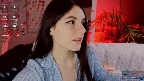 Snapshot of kelly_woods chatting on 18, 2, 2026 Kelly online show from 18, 2, 2026