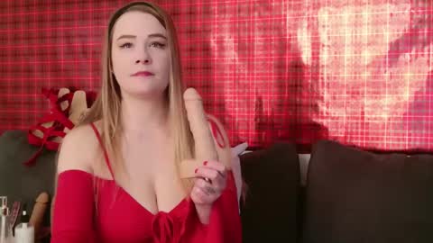 Snapshot of kellylynn76 chatting on 14, 2, 2025 kellylynn76 online show from 14, 2, 2025