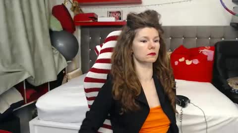 kelly online show from 25, 2, 2026