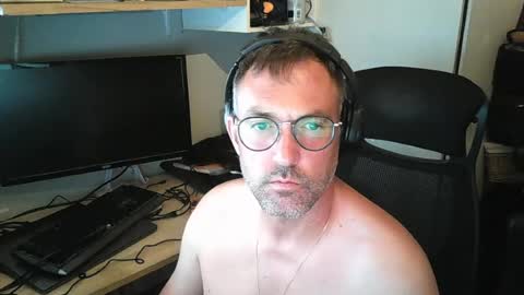Snapshot of kelvin06133 chatting on 5, 7, 2026 kelvin06133 online show from 5, 7, 2026