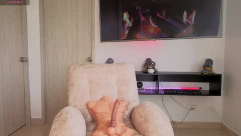 Snapshot of ken_doll19 chatting on 11, 11, 2025 online show from 11, 11, 2025