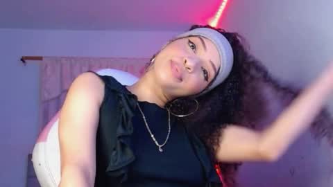 Snapshot of kendallrush2 chatting on 1, 1, 2025 Kendall Rush online show from 1, 1, 2025