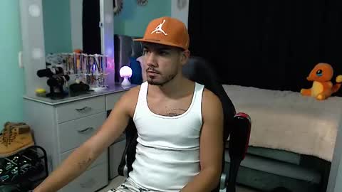 Chriss Morales online show from 3, 2, 2025