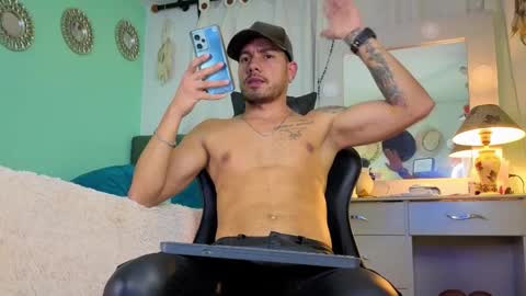 Chriss Morales online show from 16, 10, 2025