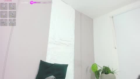 Kenia  online show from 26, 12, 2024