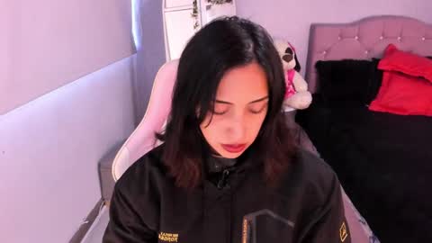 Snapshot of kenia_thompson01 chatting on 19, 12, 2024 01 online show from 19, 12, 2024