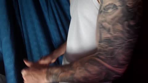 Kennfox777 online show from 11, 1, 2025