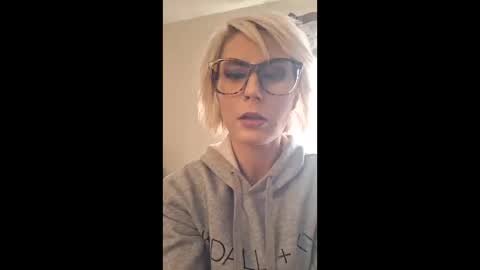 kennnafoxx13 online show from 5, 1, 2026