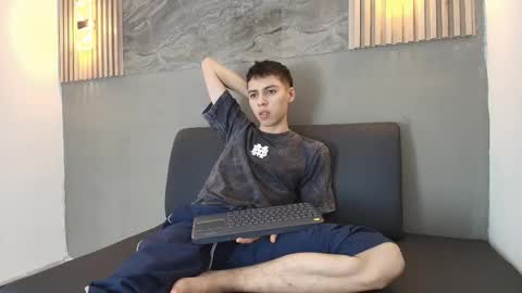 kenny_hank online show from 25, 3, 2026