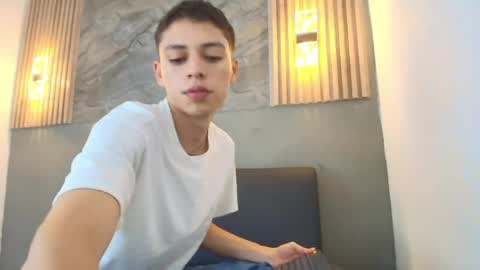 kenny_hank online show from 2, 4, 2026