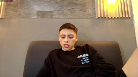 kenny_hank online show from 24, 4, 2026