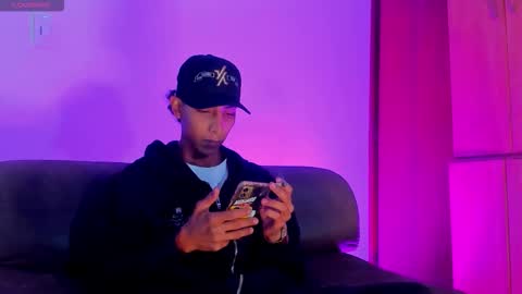 Kenny online show from 19, 10, 2025