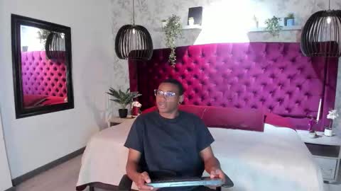 Kenny Thompson online show from 23, 2, 2026