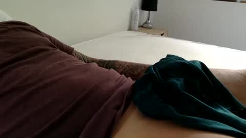 Keoni online show from 4, 1, 2025