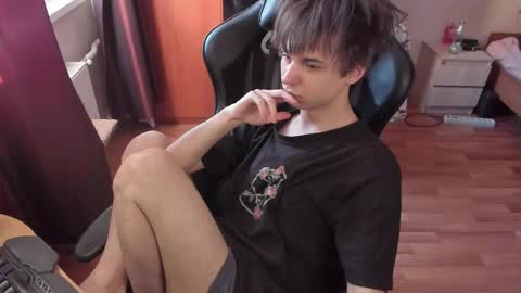 Snapshot of keorinav chatting on 15, 2, 2026 Looking for a moderator I PVT IS OPEN online show from 15, 2, 2026