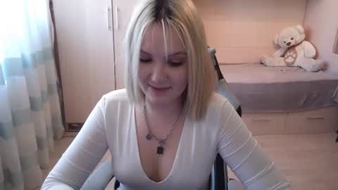 Evelyn online show from 7, 7, 2026