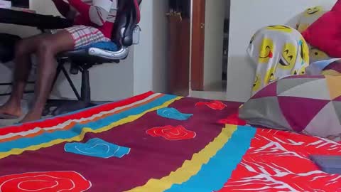 Kerlysmith24 online show from 16, 4, 2026