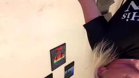 Snapshot of keroseneangel chatting on 7, 10, 2025 KeroseneAngel online show from 7, 10, 2025