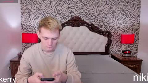 Snapshot of kerry_niki chatting on 19, 2, 2025 kerry_niki online show from 19, 2, 2025