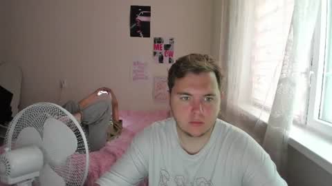 Snapshot of kesh_mne chatting on 19, 6, 2026 kesh_mne online show from 19, 6, 2026