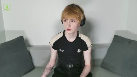 Snapshot of kessy_white chatting on 12, 6, 2026 Kessy online show from 12, 6, 2026
