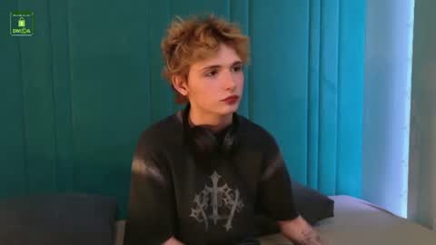 Snapshot of kessy_white chatting on 18, 7, 2026 Kessy online show from 18, 7, 2026