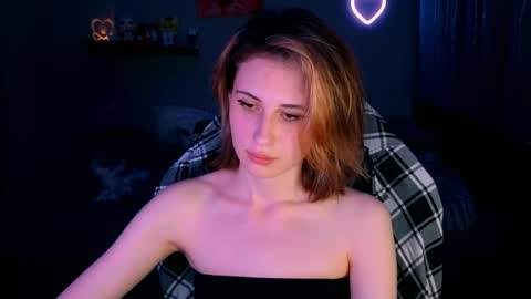 Snapshot of keti_moon chatting on 21, 5, 2026 Keti 3 online show from 21, 5, 2026