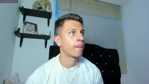Snapshot of kevin_ahs1 chatting on 1, 6, 2026 Kevin Ahs online show from 1, 6, 2026