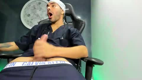 Snapshot of kevin_bronx chatting on 11, 12, 2024 Kevin online show from 11, 12, 2024