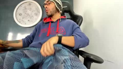 Snapshot of kevin_bronx chatting on 26, 2, 2025 Kevin online show from 26, 2, 2025