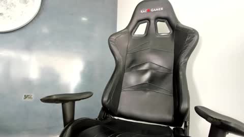 Snapshot of kevin_bronx chatting on 9, 3, 2025 Kevin online show from 9, 3, 2025