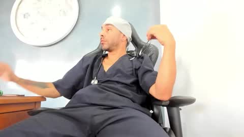 Snapshot of kevin_bronx chatting on 7, 10, 2025 Kevin online show from 7, 10, 2025