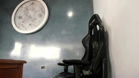 Snapshot of kevin_bronx chatting on 9, 10, 2025 Kevin online show from 9, 10, 2025