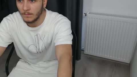 Snapshot of kevin_hot226 chatting on 2, 3, 2025 Kevin69 online show from 2, 3, 2025