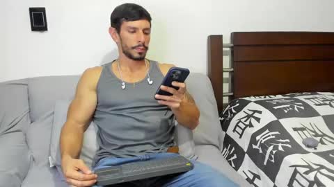 Snapshot of kevin_malone22 chatting on 1, 6, 2026 kevin_malone22 online show from 1, 6, 2026