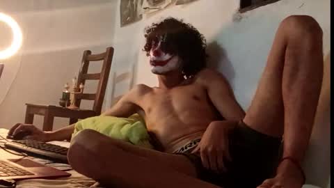 Snapshot of kevvluna05 chatting on 1, 11, 2025 kevvluna05 online show from 1, 11, 2025