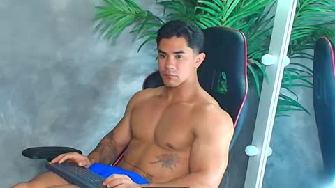 Snapshot of key_will1 chatting on 12, 7, 2026 Keywill online show from 12, 7, 2026