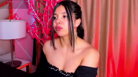 Keyla noa online show from 7, 3, 2026
