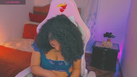 Snapshot of keyla_roberts_ chatting on 18, 7, 2026 Adhara. Help me reach 100 likes online show from 18, 7, 2026