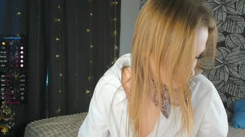Snapshot of keylalong chatting on 15, 1, 2025 Hi Im Mary Glad to see you in my room PVT is open online show from 15, 1, 2025