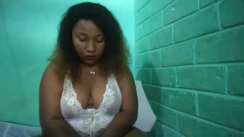 Snapshot of kezia0910 chatting on 6, 2, 2026 kezia0910 online show from 6, 2, 2026