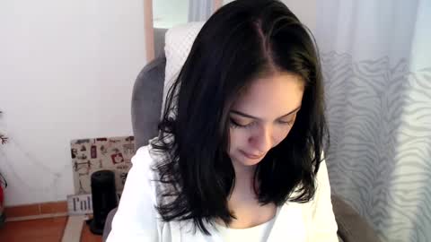 Snapshot of khal_girl chatting on 28, 12, 2024 Liss online show from 28, 12, 2024
