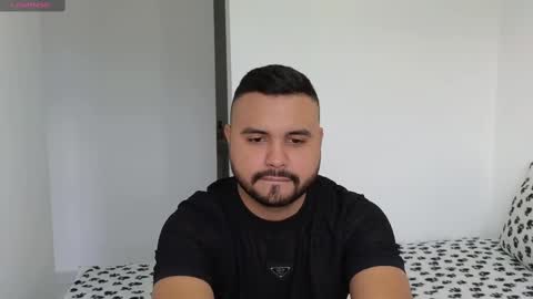 Snapshot of khalidferrer chatting on 2, 3, 2025 khalid ferrer online show from 2, 3, 2025